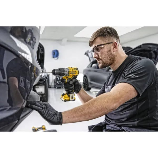 Шуруповерт-дрель DCD706D2 DeWALT (DCD706D2) - Фото 2