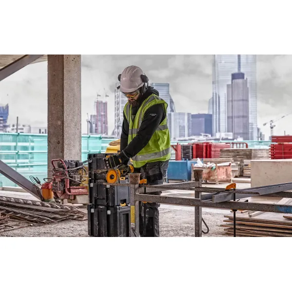 Шлифмашина угловая DCG418N DeWALT (DCG418N) - Фото 1