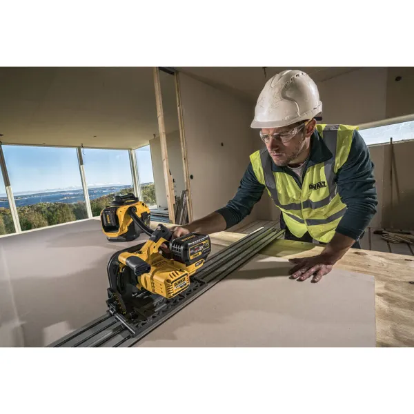 Пила дисковая погружная аккумуляторная DCS520NT, сумка TSTAK DeWALT (DCS520NT) - Фото 2