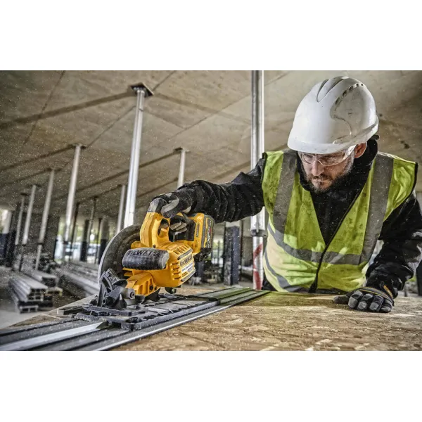 Пила дисковая аккумуляторная DCS579NT, сумка TSTAK DeWALT (DCS579NT) - Фото 4