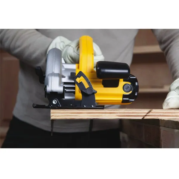 Пила дисковая DWE560K DeWALT (DWE560K) - Фото 6