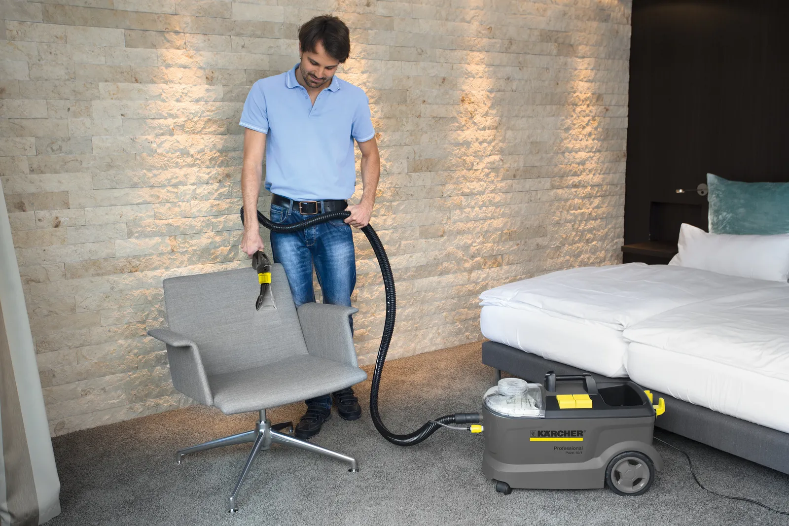 Пилосос миючий PUZZI 10-1 Karcher (1.100-131.0) - Фото 9