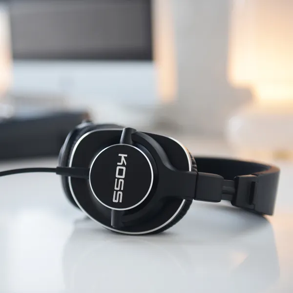 Наушники Over-Ear  Pro4S, 3.5 mini-jack, Hi-Res, 1.2м, черные Koss (195398.101) - Фото 1