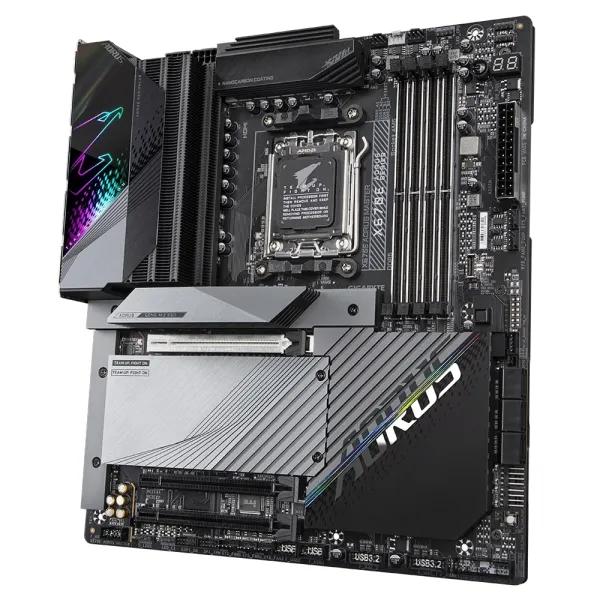 Материнська плата X670E AORUS MASTER sAM5 X670 4xDDR5 M.2 HDMI DP Wi-Fi BT mATX Gigabyte (X670E_AORUS_MASTER) - Фото 2