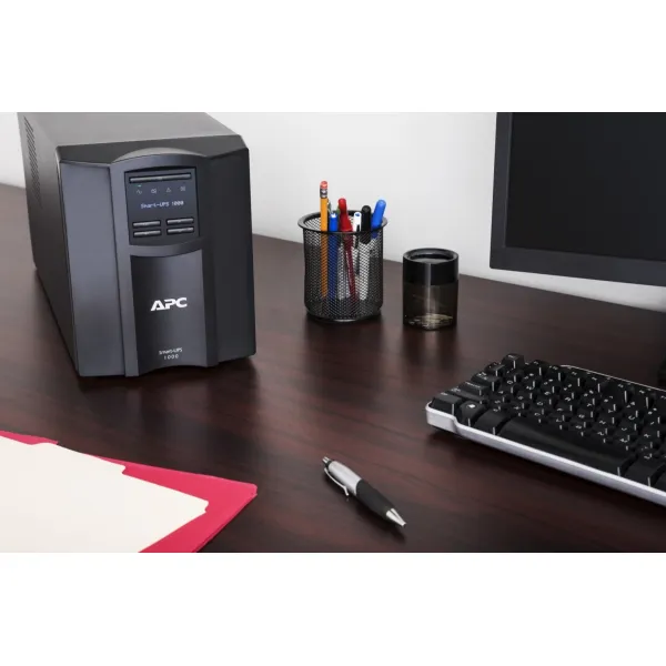 Джерело безперебійного живлення Smart-UPS 1000VA/700W APC (SMT1000IC) - Фото 1