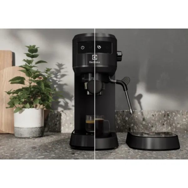 Кофеварка рожковая Electrolux (E6EC1-6BST) - Фото 6