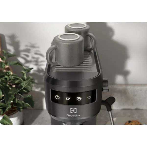 Кофеварка рожковая Electrolux (E6EC1-6BST) - Фото 8