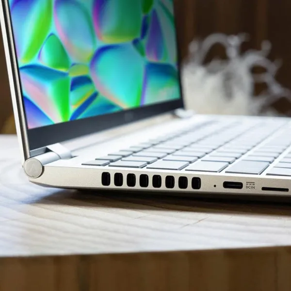 Ноутбук 14.0 QHD+ OLED 90Hz, Intel i7-13700H, 16GB, F1TB, NVD4050-6, W11, cеребристый AERO (AERO_14_BMF-72KZBB4SO) - Фото 12