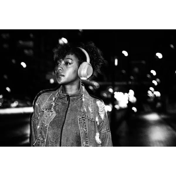 Навушники бездротові Over-ear ULT WEAR BT 5.2 ANC AAC LDAC Mic білі Sony (WHULT900NW.CE7) - Фото 3