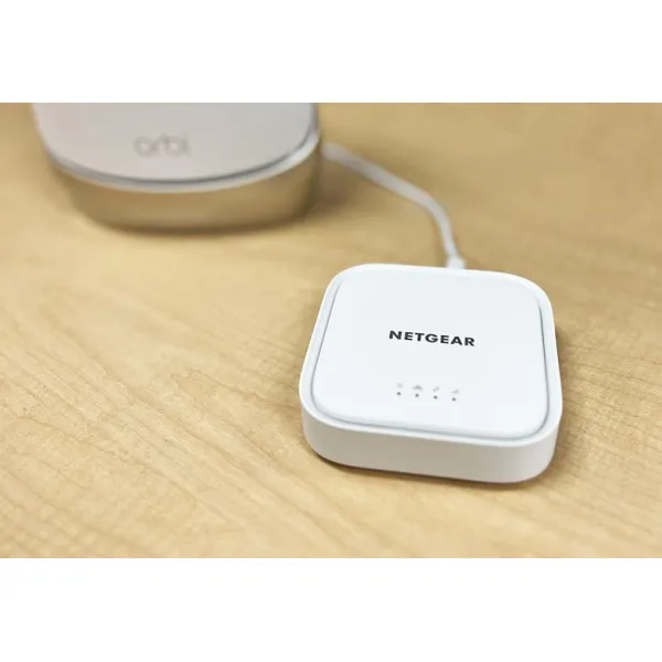 Маршрутизатор LM1200 1xGE LAN, 1xGE WAN, 1xUSB TypeC, 150Мбіт/с, 2xTS-9 NETGEAR (LM1200-100EUS) - Фото 1