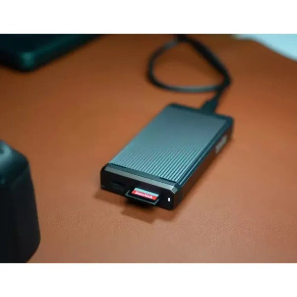 Карта памяти 256GB SD C10 UHS-I U3 R180/W130MB/s Extreme V30 SanDisk (SDSDXVV-256G-GNCIN) - Фото 1