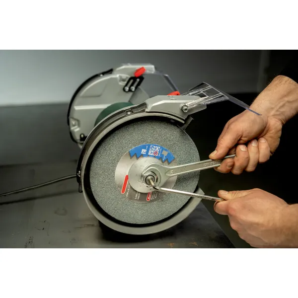 Станок точильный DSD 200 PLUS, 750Вт, круг 200x25, 2980ооб/мин, 17.8кг Metabo (604210000) - Фото 7