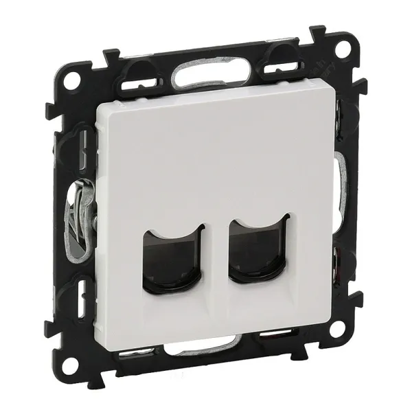 Розетка 2хRJ45 Cat.5е UTP Valena Life, белая Legrand (753441) - Фото 7