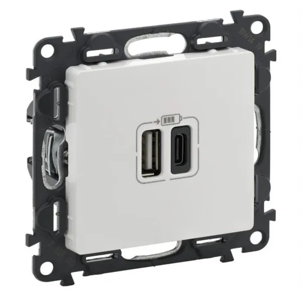 Розетка 1хUSB-A, 1хUSB-C Valena Life, 3А, 5V, белая Legrand (753106) - Фото 4