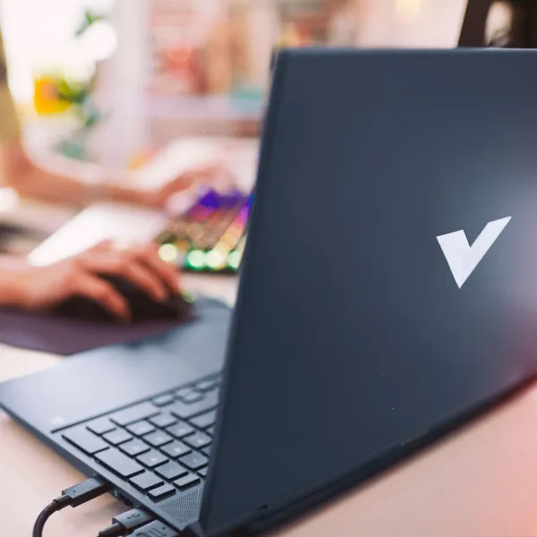Ноутбук Victus 15-fb1006ua 15.6" IPS, AMD R5-7535HS, 16GB, F512GB, NVD2050-4, DOS, синий HP (BV8X6EA) - Фото 8