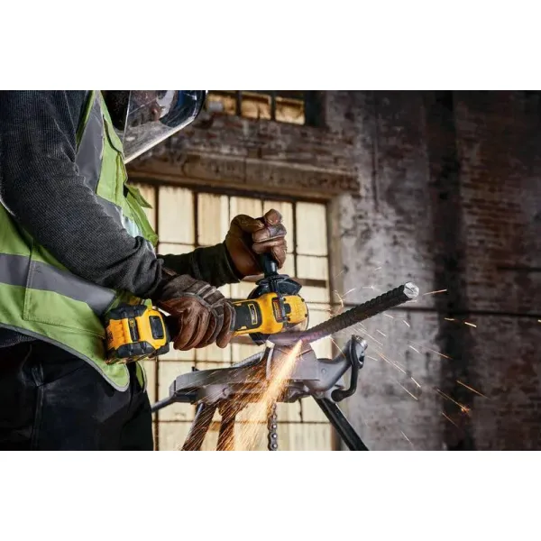 Шлифмашина угловая аккумуляторная 18B, 125мм, 3000-9000об·мин DeWalt (DCG416VSN) - Фото 5