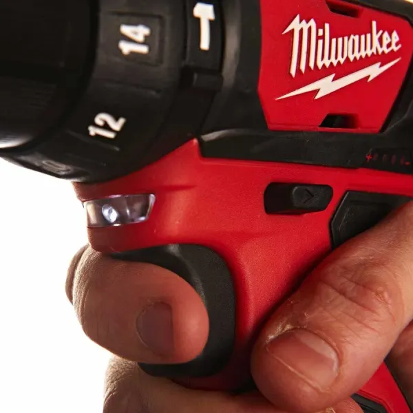 Шуруповерт-дрель ударная аккумуляторная 12В 30Нм 0-1500об/мин Milwaukee (4933441950) - Фото 9
