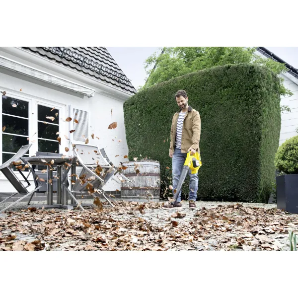 Воздуходув садовый аккумуляторный 18В Karcher (1.445-100.0) - Фото 1