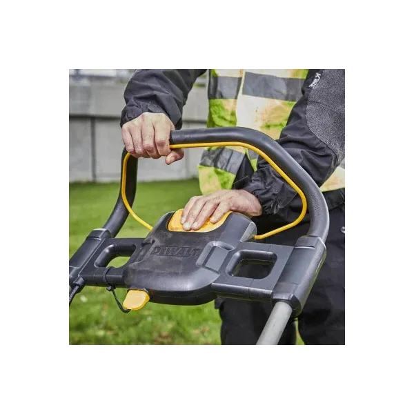 Газонокосилка аккумуляторная 36В, 48см, 55л DeWalt (DCMW564N) - Фото 4