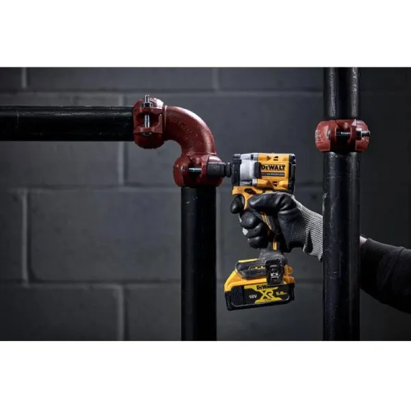 Гайковерт ударный аккумуляторный 18В 610Нм DeWALT (DCF923N) - Фото 6