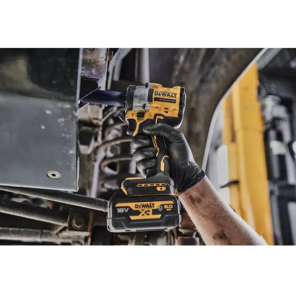Гайковерт ударный аккумуляторный 18В 610Нм DeWALT (DCF921NT) - Фото 9